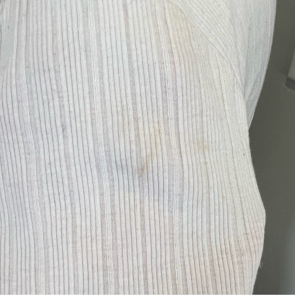 Cropped Button up Shirt - Picture 4 of 5